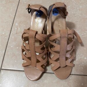 Franco Sarto Beige Heels Size 7.5